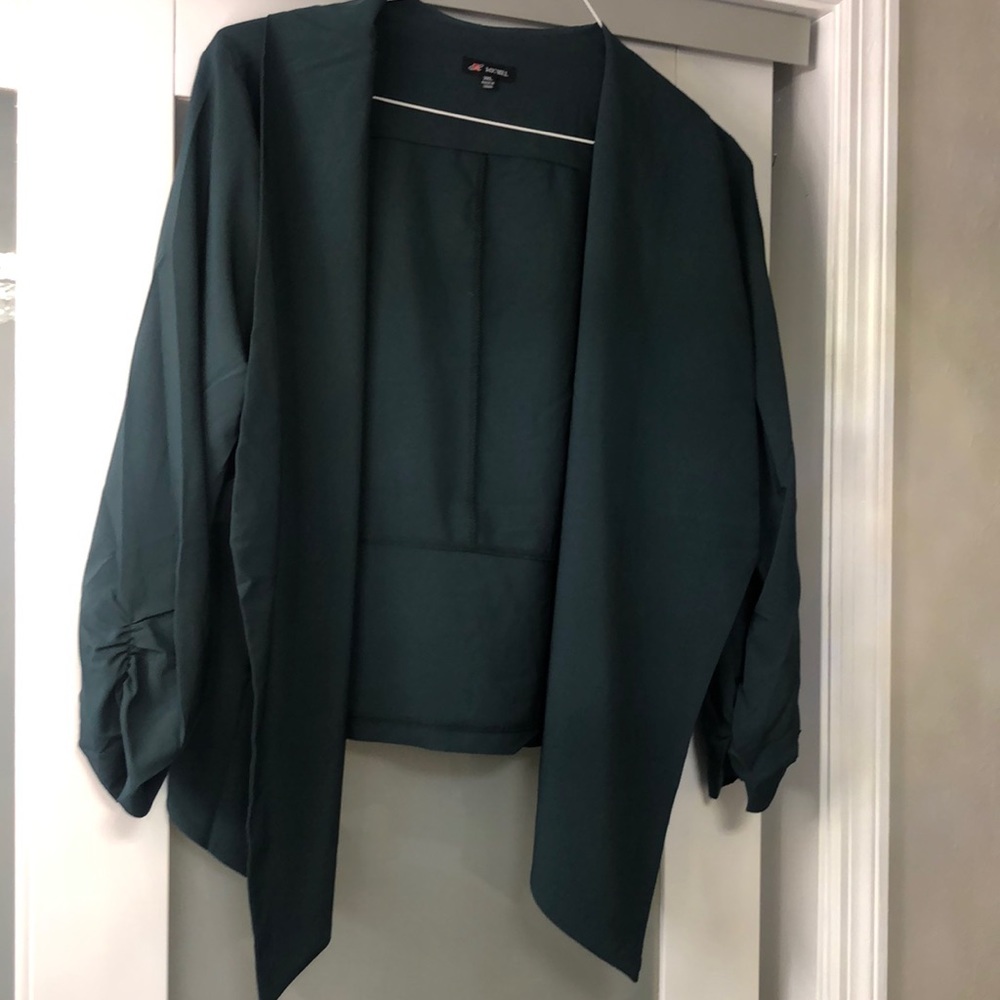 Never worn. Dark green blazer. Soft and flowy. 3qtr sleeve with rouching.